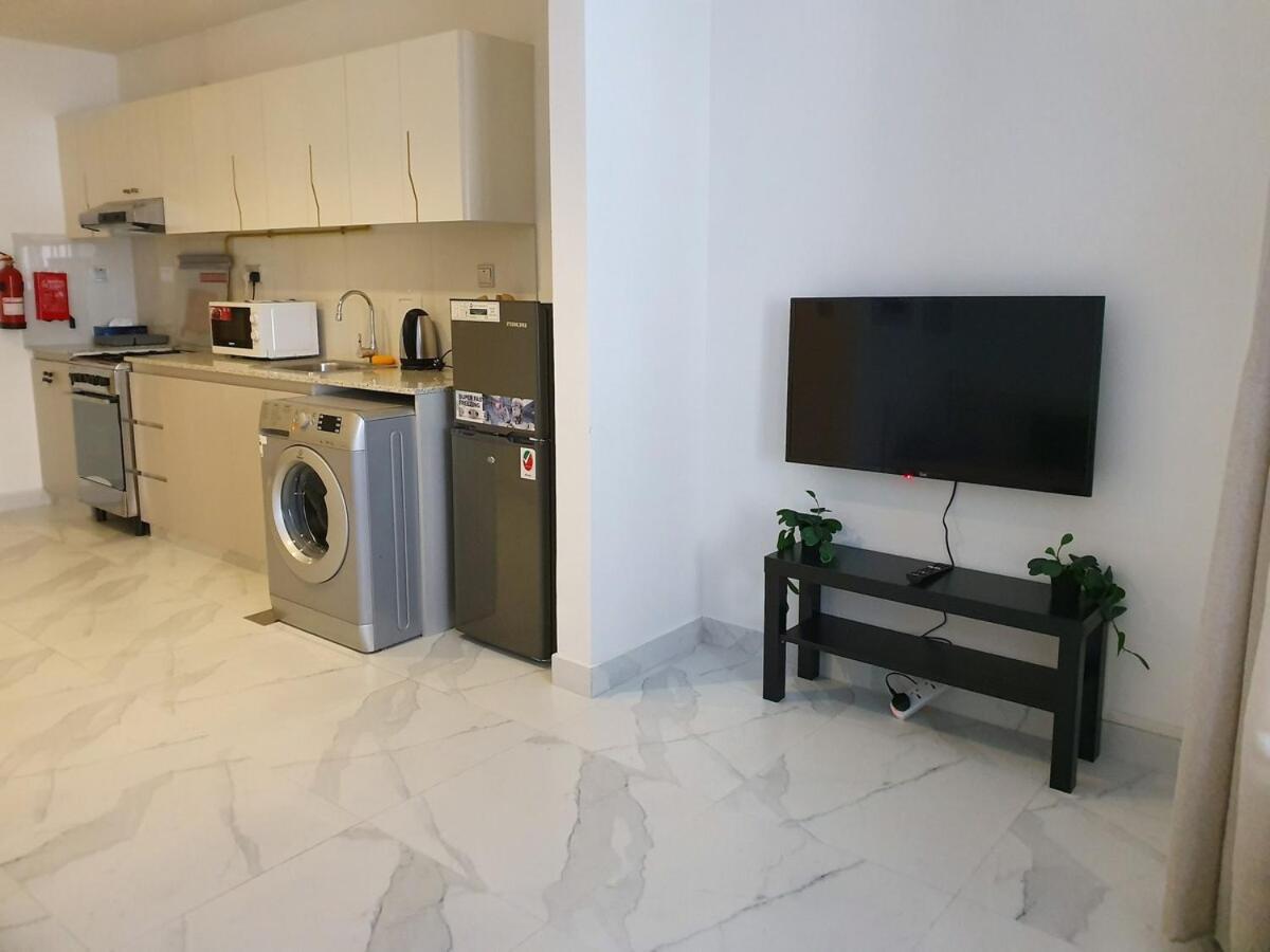 Millennium Binghatti - Business Bay - Homeyvillas * Dubai